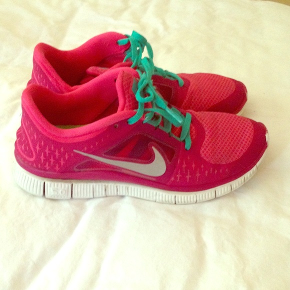 Nike free shoes