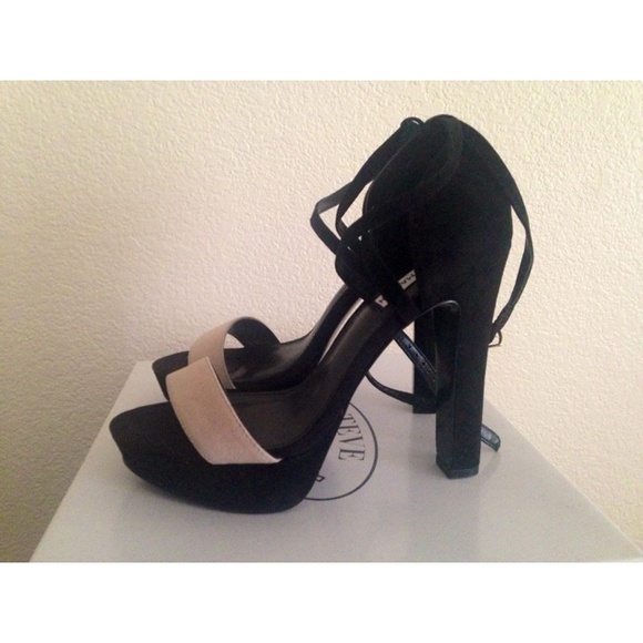 Steve Madden Unleash Platform Heels - Picture 2 of 4