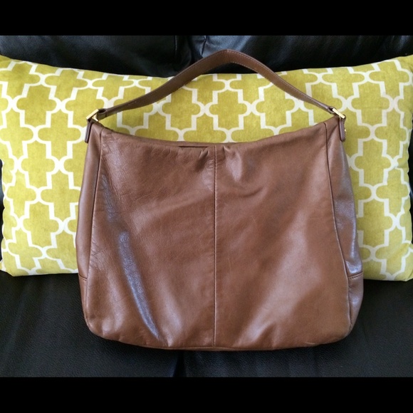 SOLD!Authentic TORY BURCH leather Hobo👜 - Picture 3 of 4