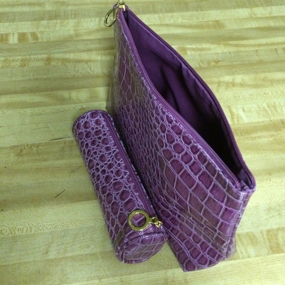 Estee Lauder-Cosmetic Bag w/matching Brush Pouch.