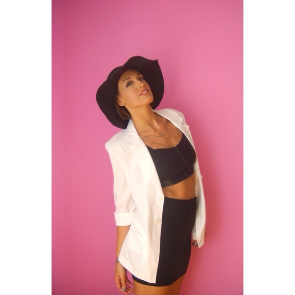 Jackets & Blazers - NWOT Vintage white blazer