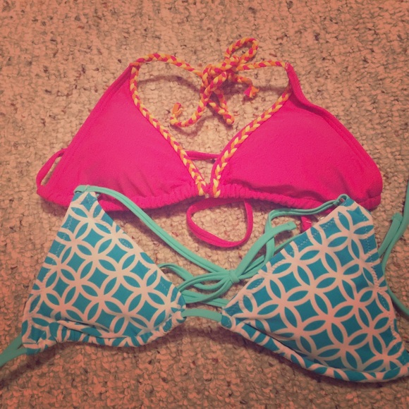 NWOT Forever 21 bikini tops