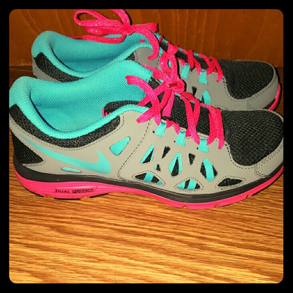 Nike Dual Fusion
