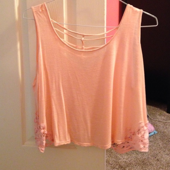 Cage back tank