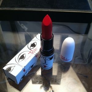 MAC Victoriana Lipstick