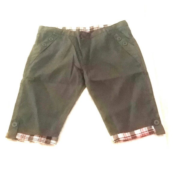 I'm selling short for man or woman
