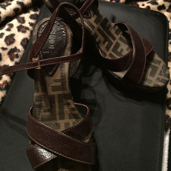 Fendi heels size 8