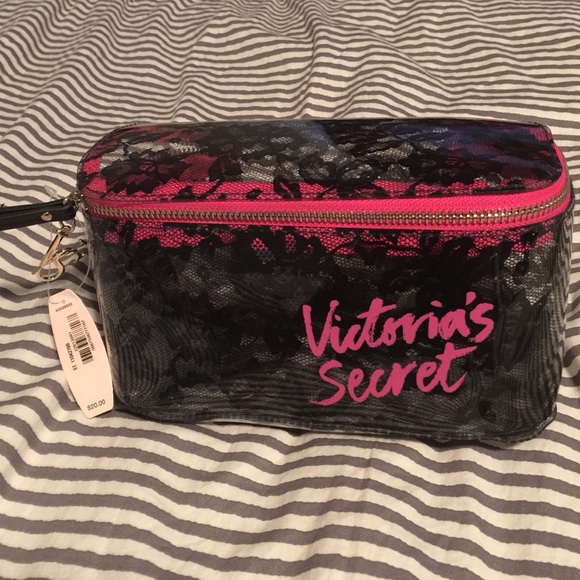 Make up pouch.. Never used brand new!