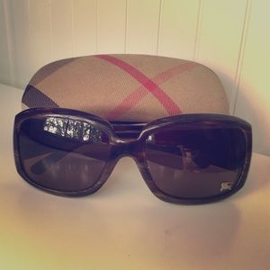 Burberry Sunglasses😎