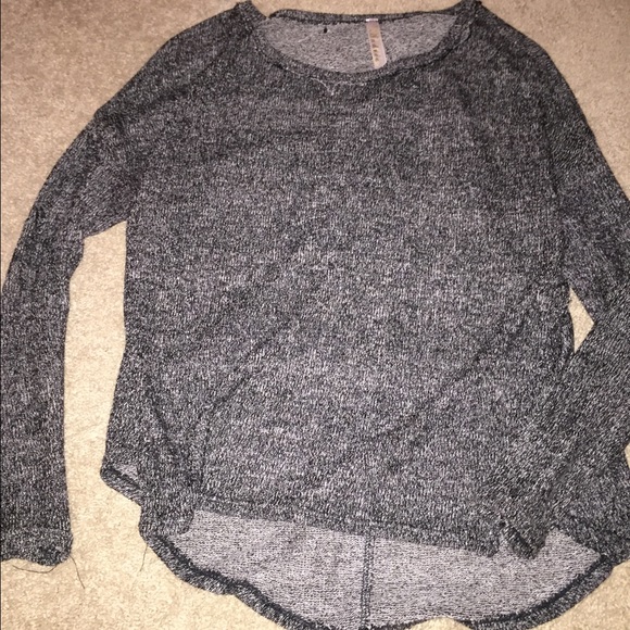 loose long sleeve