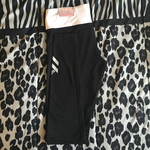 VS Pink Yoga Pants