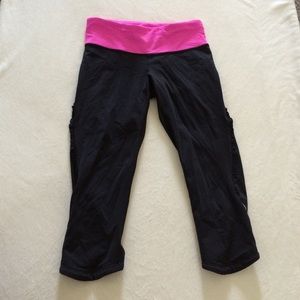 Lulu lemon cropped leggings in hot pink