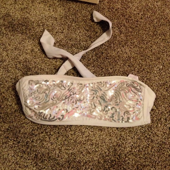 Xhilaration bikini bandeau top