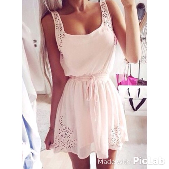 BNWT Light Pink Summer Dress! Small 🌸