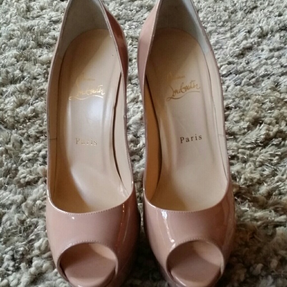 Christian Louboutin nude "Lady Peep" - Picture 3 of 4