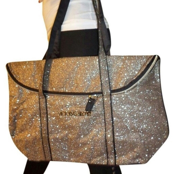 Victoria Secret Overnight Bag