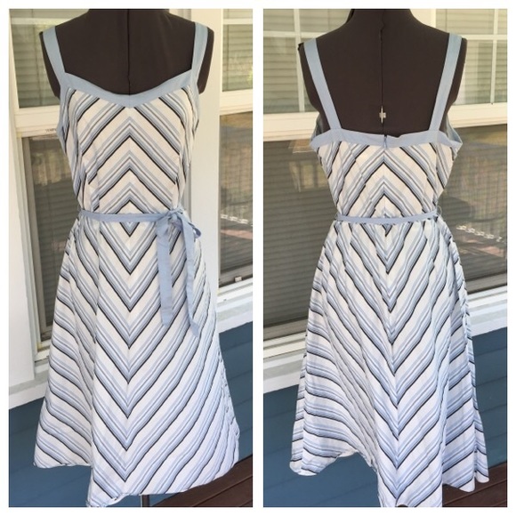 Ann Taylor Dresses & Skirts - ANN TAYLOR LOFT Striped Dress