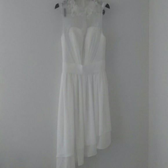 Jennifer Lopez White dress