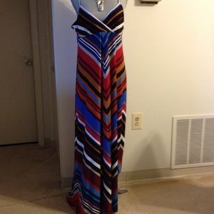 ‼️SOLD‼️NWT - Calvin Klein Maxi Dress