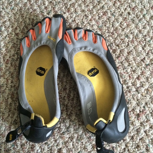 Water shoes