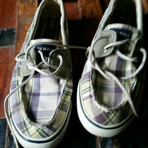Sperry topsiders