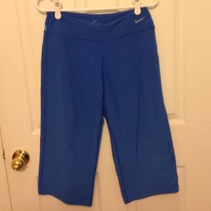 Nike Capri Yoga pants