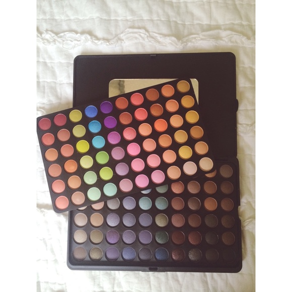 BH Cosmetics Pallet