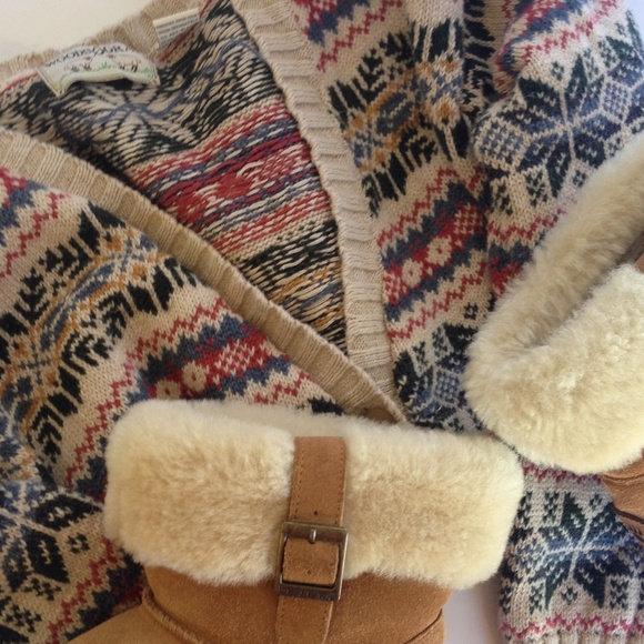 Woods & Gray Sweaters - 🆕 Snowflake Pattern Knit Sweater