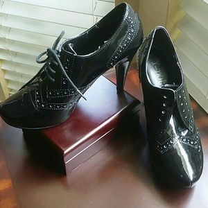 Vintage style heels!