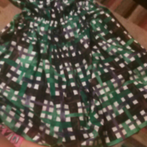 Dress - Picture 3 of 3