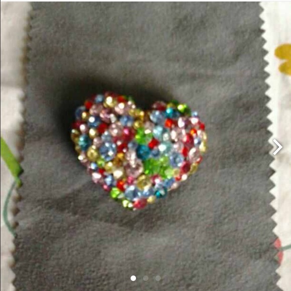 Oversized heart ring