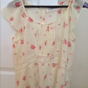 A&F sheer floral blouse, perfect condition!