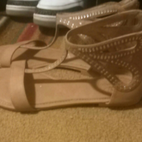Sandals - Picture 2 of 3