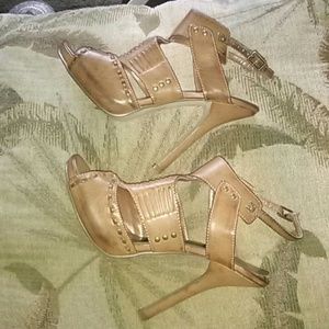 Super cute high heel leather sandal