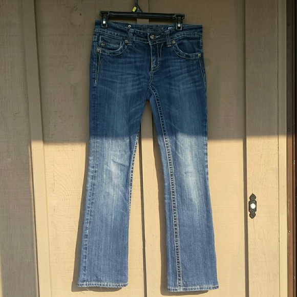 SOLD - Picture 3 of 4