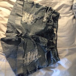 Mid rise denim shorts