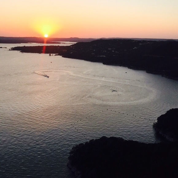 Follow my Instagram! Welcome to my Closet☺️! - Picture 8 of 12