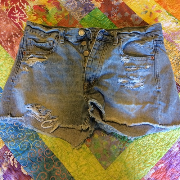 AEagle Destroyed Highrise Jean Shorts
