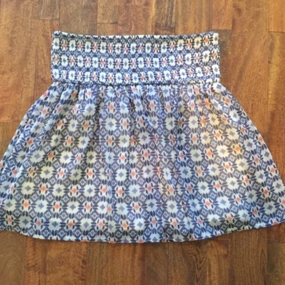 High waisted print skirt