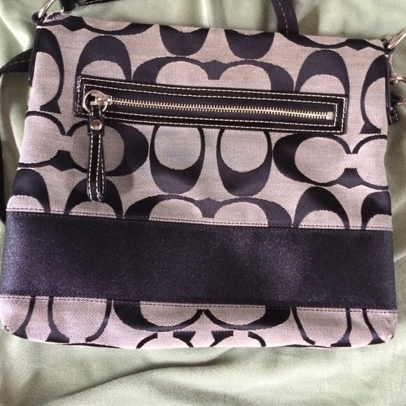 Coach Purse - Picture 2 of 4