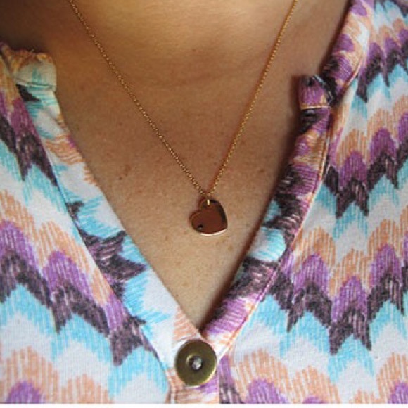 🔱PM_Editor Pick🔱Wren charm necklace - Picture 2 of 2