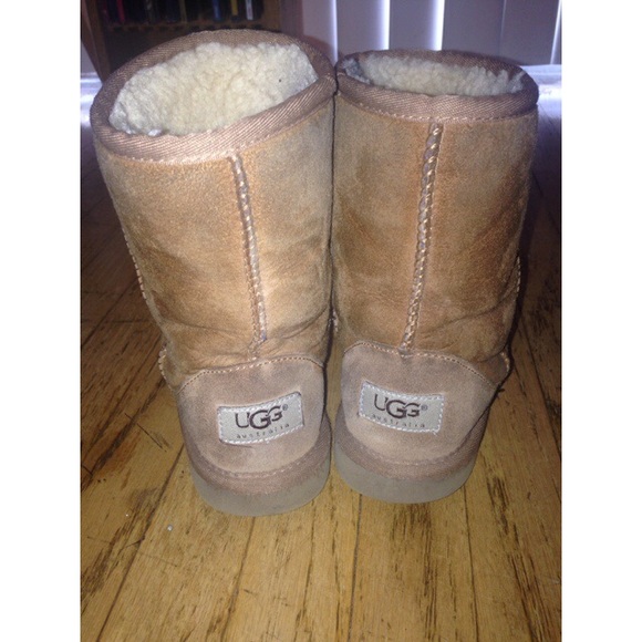 uggs - Picture 3 of 4