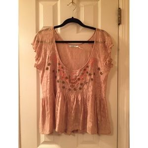 Beige lace t-shirt blouse