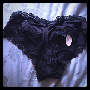 Adorable black Victoria secret panties