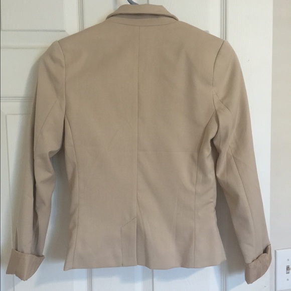 H&M Cream blazer size 2 - Picture 3 of 3