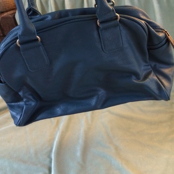 Roxy Leather Purse - Picture 3 of 4