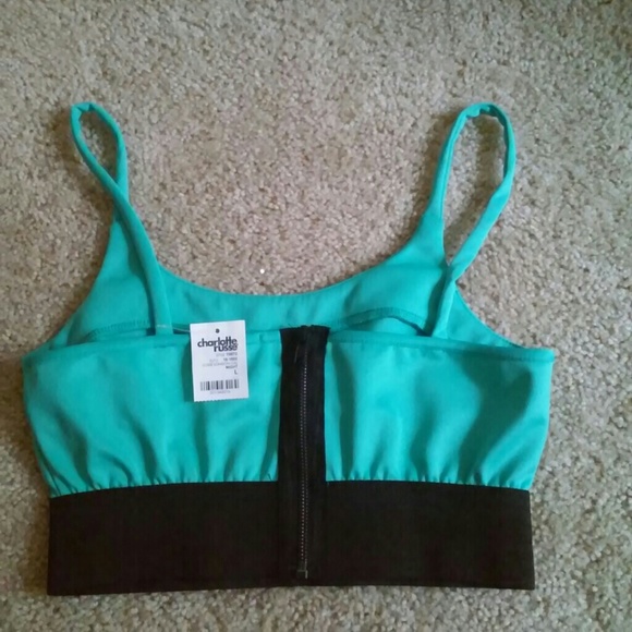 Crop top - Picture 2 of 2