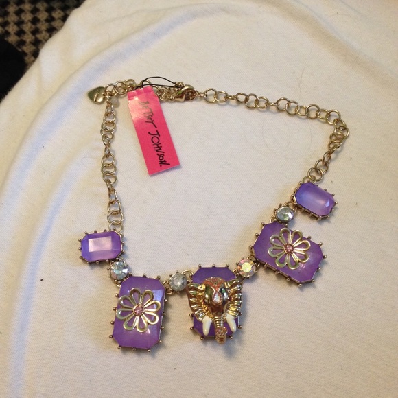 Betsey Johnson necklace
