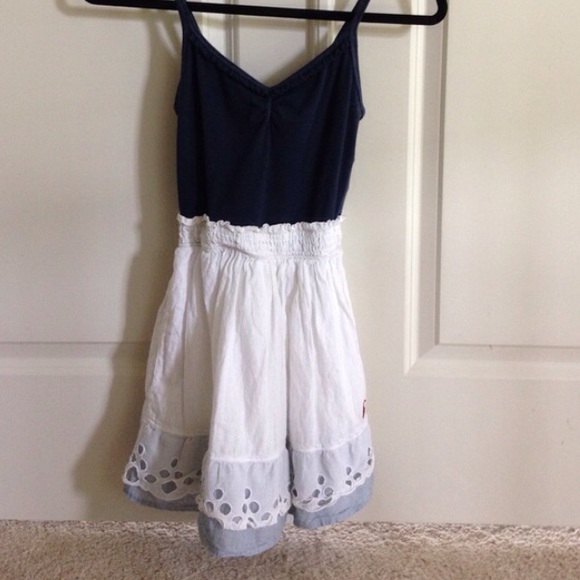 Dress bundle. - Picture 2 of 4