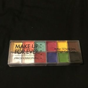 Makeup forever flash palette!